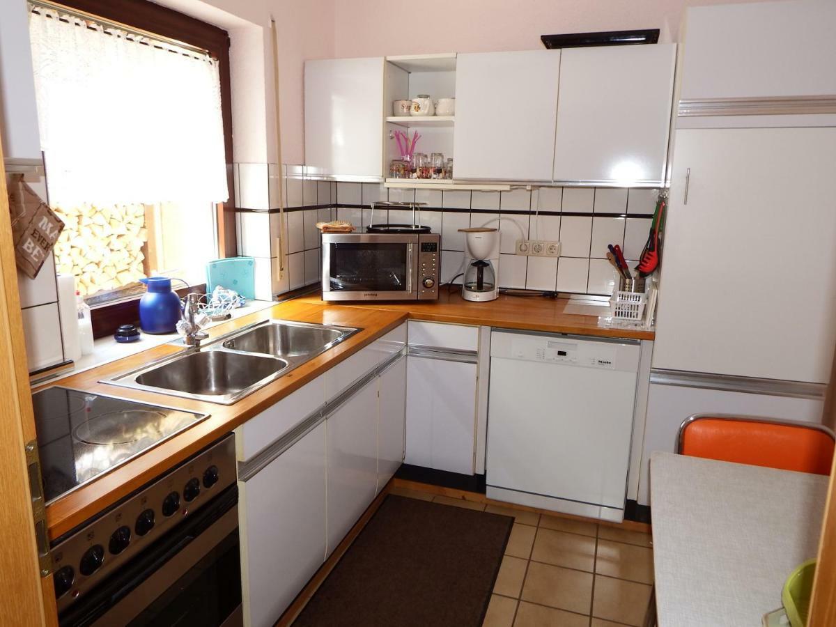 Nette Ferienwohnung Mit Eigenem Eingang Und Sonnenterrasse Idstein Bagian luar foto